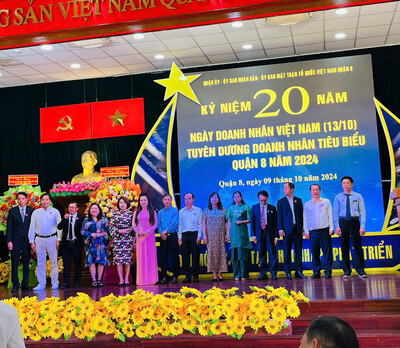 TP.HCM: 14 doanh nhân, doanh nghiệp tiêu biểu tại quận 8 được vinh danh
